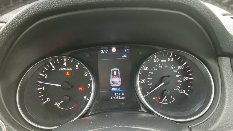 Nissan Qashqai 1.3 DiG-T Tekna 5dr Petrol Hatchback